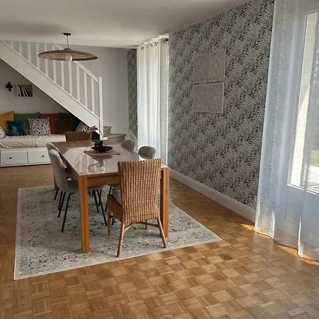 La Du Domaine * Apremont (Oise)